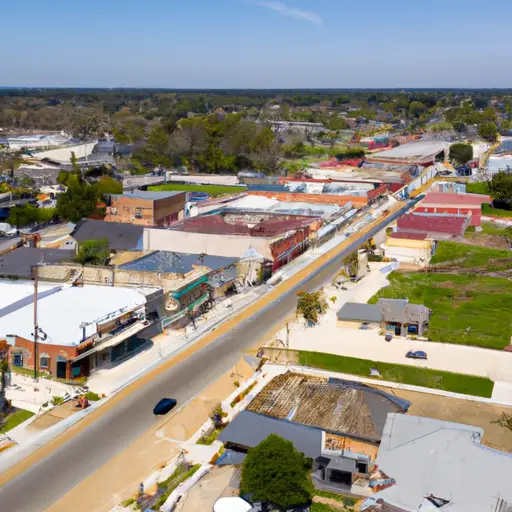 Pontotoc, MS : Interesting Facts, Famous Things & History Information | What Is Pontotoc Known For?