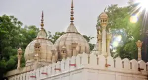 Moti Masjid