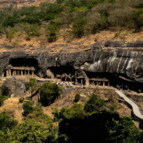 Ajanta Caves : Interesting Facts, Information &#038; Travel Guide