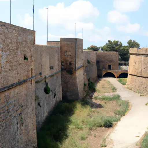 Famagusta City Walls, Famagusta : Interesting Facts, Information &#038; Travel Guide