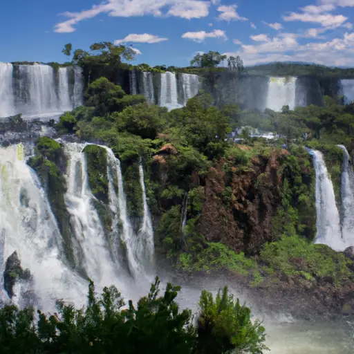 Iguazu Falls, Misiones : Interesting Facts, Information &#038; Travel Guide