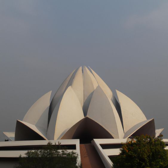 Lotus Temple : Interesting Facts, Information &#038; Travel Guide