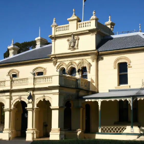 Old Government House : Interesting Facts, Information &#038; Travel Guide