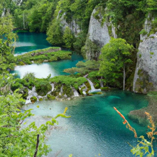 Plitvice Lakes National Park, Plitvice : Interesting Facts, Information &#038; Travel Guide