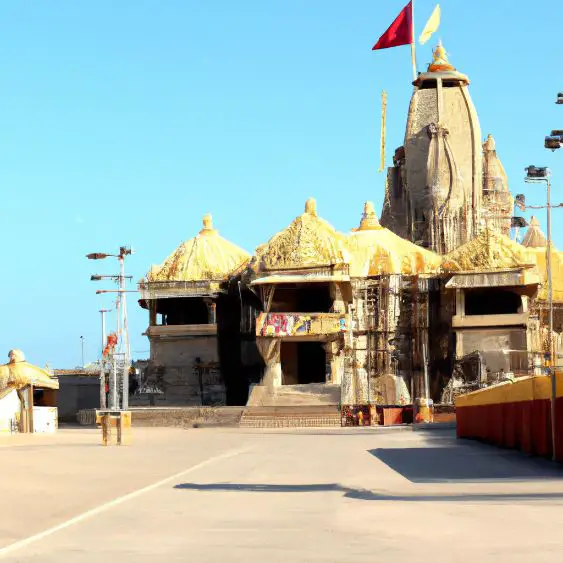Somnath Temple : Interesting Facts, Information &#038; Travel Guide