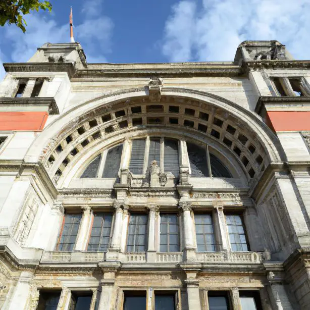 The Victoria and Albert Museum, London : Interesting Facts, Information &#038; Travel Guide