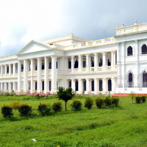 Ujjayanta Palace : Interesting Facts, Information &#038; Travel Guide